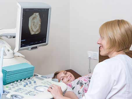 Advantages to In-Vitro Fertilization picture Advantages to In-Vitro Fertilization picture