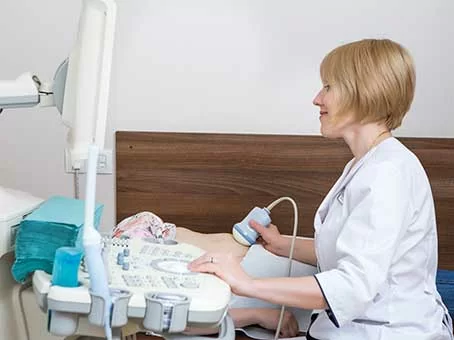 Reproductive health doctor interview foto Reproductive health doctor interview picture